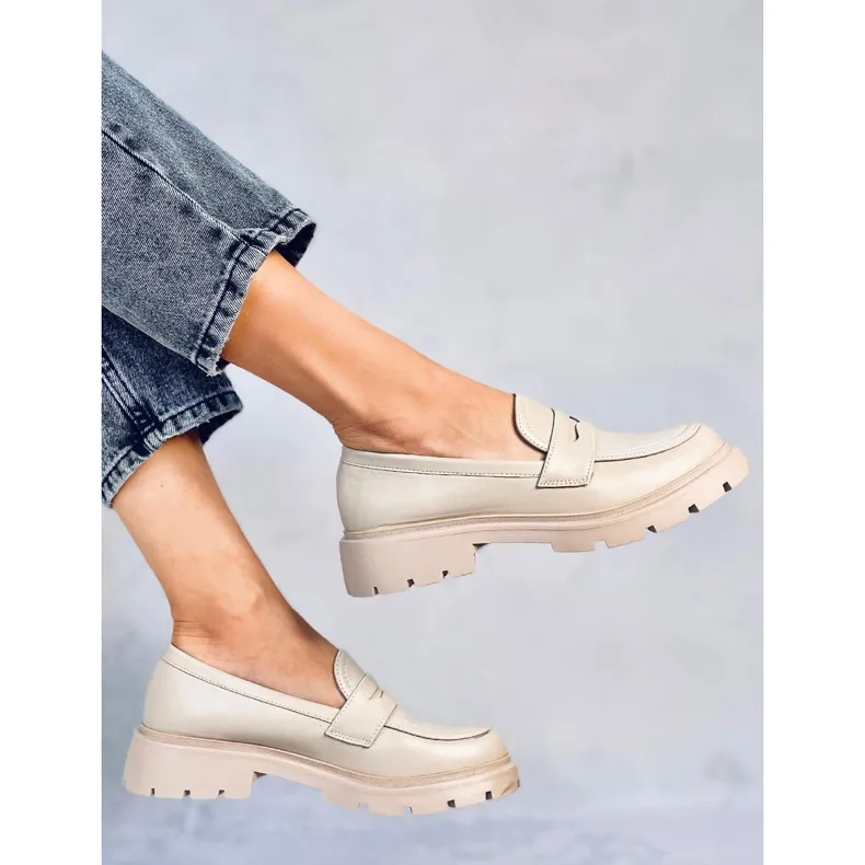Andral beige platformloafers