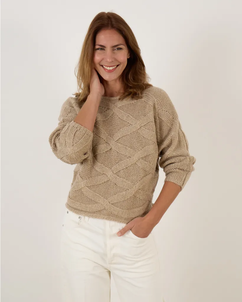 Cable Knit sweater Camel Gold