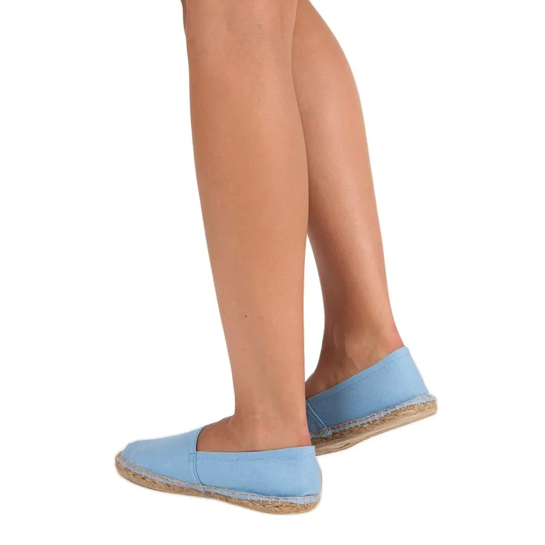 Lichtblauwe espadrilles