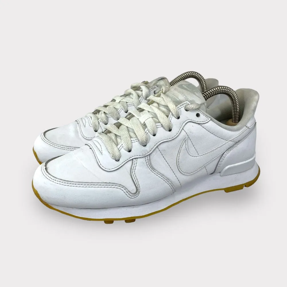 NIKE WMNS INTERNATIONALIST 